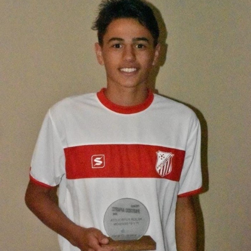 Facundo Lescano (Empleados): “Julio me dio la oportunidad de sumarme a los entrenamientos de primera y estoy muy agradecido” 