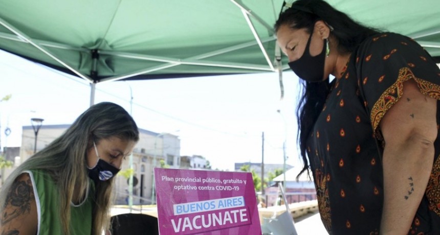 Ya son más de 100 mil los trabajadores y trabajadoras de la salud que recibieron la vacuna contra el Covid-19 en la Provincia