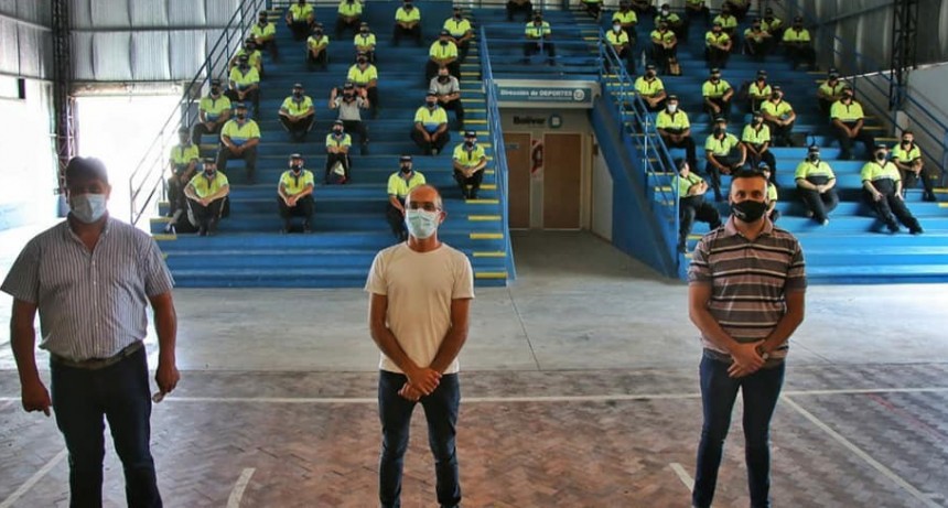 &ldquo;Estamos convencidos que la vacuna nos va a abrir una puerta para comenzar a normalizar y recuperar las actividades con menor riesgo&rdquo;