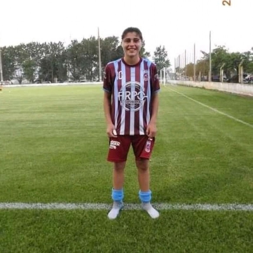 Melanie Berdesegar: “Pude hacer una buena prueba y acá estoy, en Sarmiento de Junín, jugando”