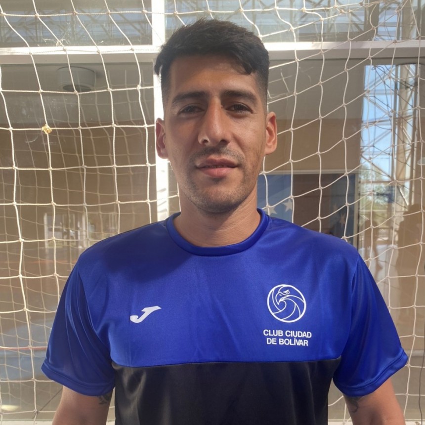 César More: “Estoy  predispuesto para sumar al equipo, para el plantel, para que este club siga creciendo”