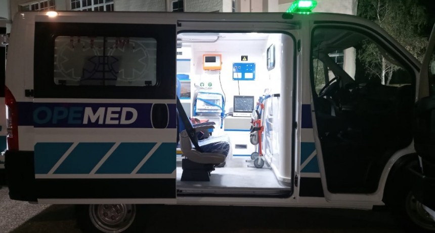 Coopemed presentó una nueva ambulancia, equipada de última generación para traslado de asociados