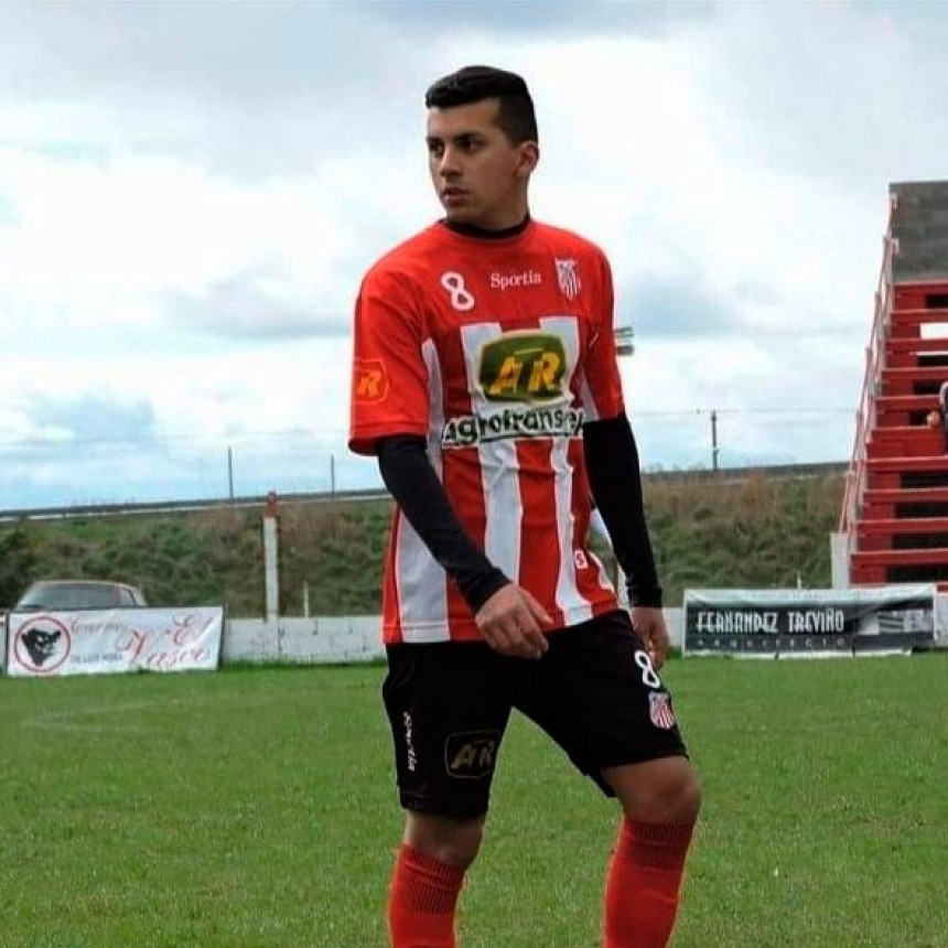 Jhonatan Gutiérrez: “Estoy muy confiado y muy contento de haber vuelto a Empleados” 