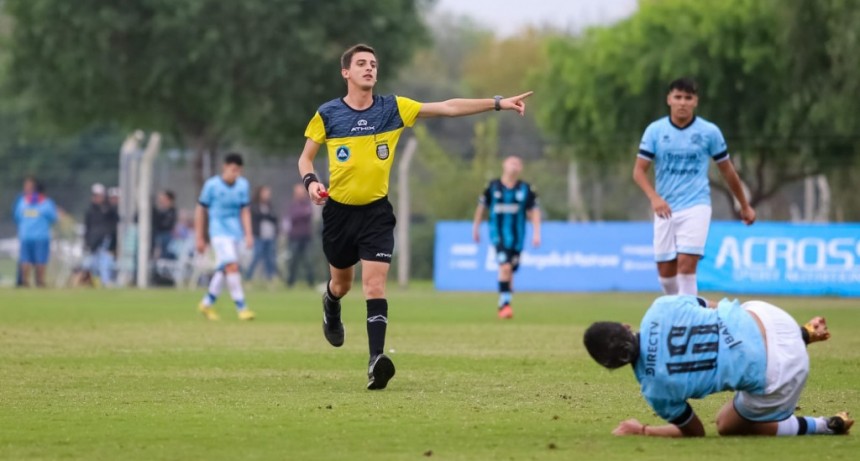 Lucas Burgos: “El 2023 fue el mejor año de mi carrera por el siempre hecho de haber cumplido mi sueño que era entrar en AFA” 