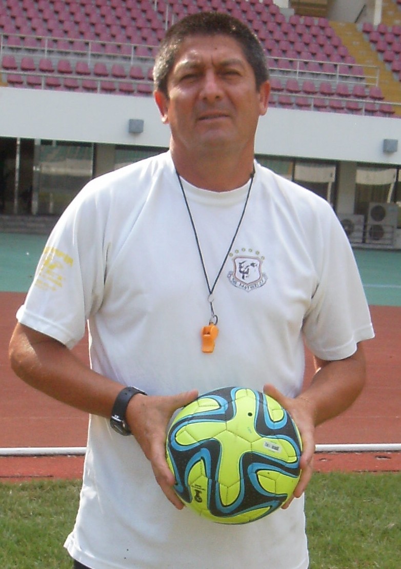 Daniel Luengo: “Ahora el fútbol es más dinámico, no se ven tantos buenos jugadores con buen pie como en ese momento, porque había un poco más de libertad para jugar” 