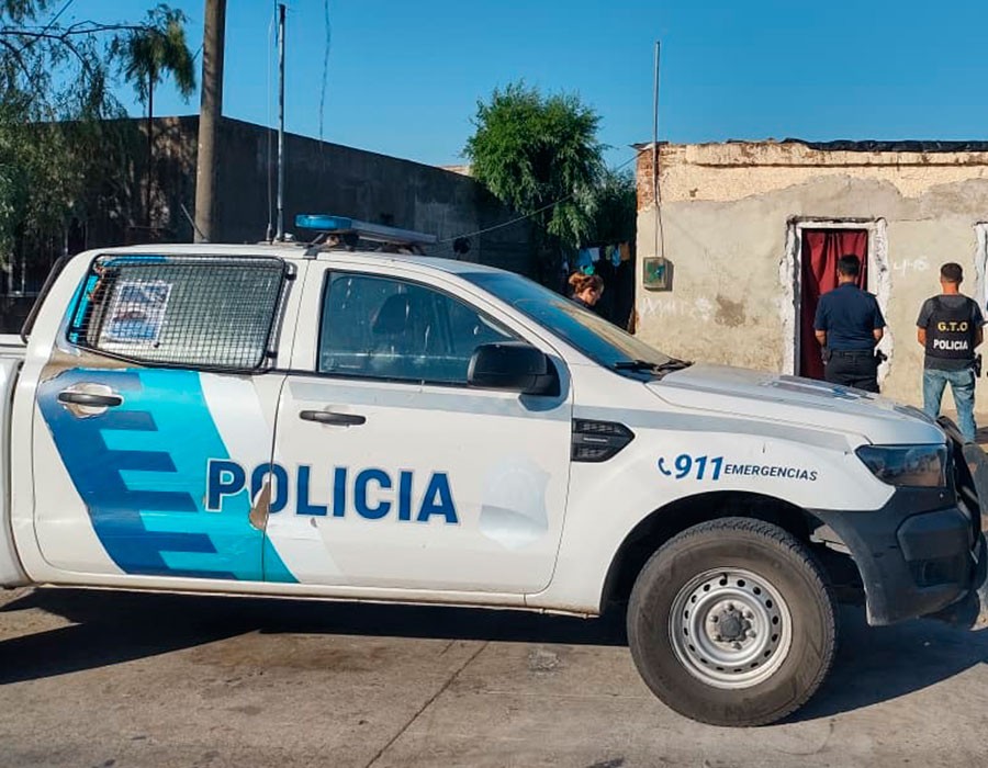 Informe Oficial Jefatura Departamental de Policía Bolívar: se realizaron allanamientos en Villa Diamante, que permitieron esclarecer robos en casas quintas