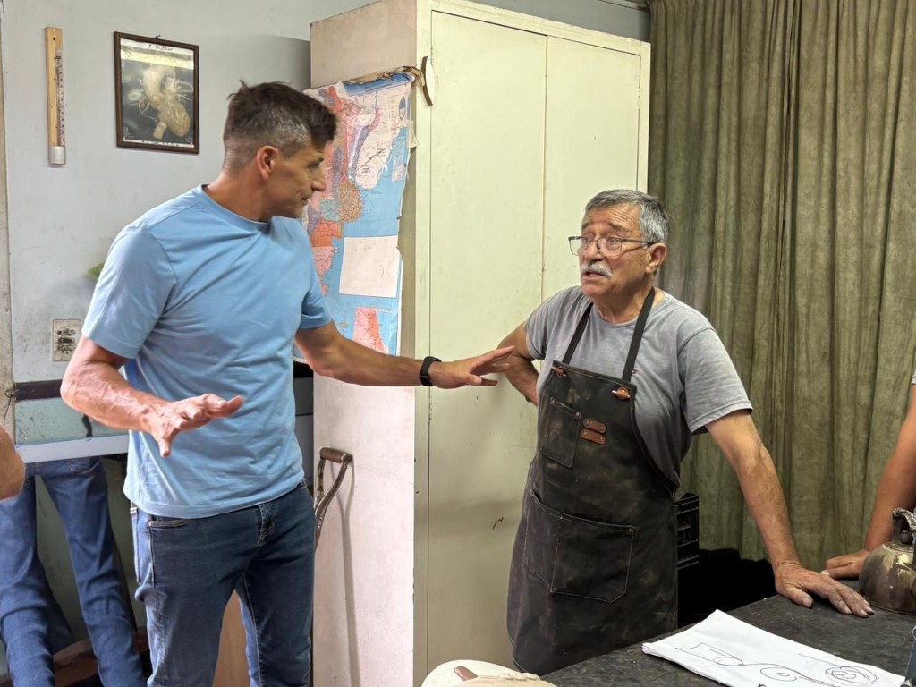 El Patrimonio se cuida y se recupera: comenzó la restauración de las tapas históricas de la Avenida San Martín