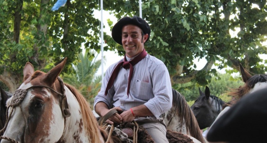 Pirovano le rindió homenaje a Franco González, Tropillero Ganador del Festival Nacional de Jesús María