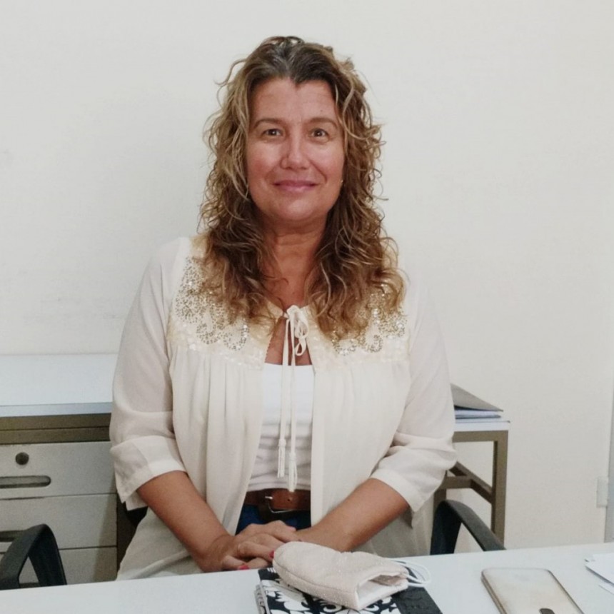 Lorena Urrutia asumió como Titular de PAMI Bolívar: “Recibir el apoyo de la comunidad fue un mimo al alma, me sorprendió gratamente”