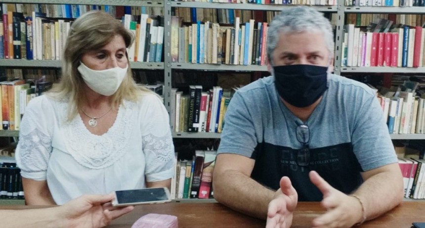 La Biblioteca Popular Alcira Cabrera se reinventa con reformas, arreglos y pintura, a través del esfuerzo de sus integrantes y donaciones de la comunidad