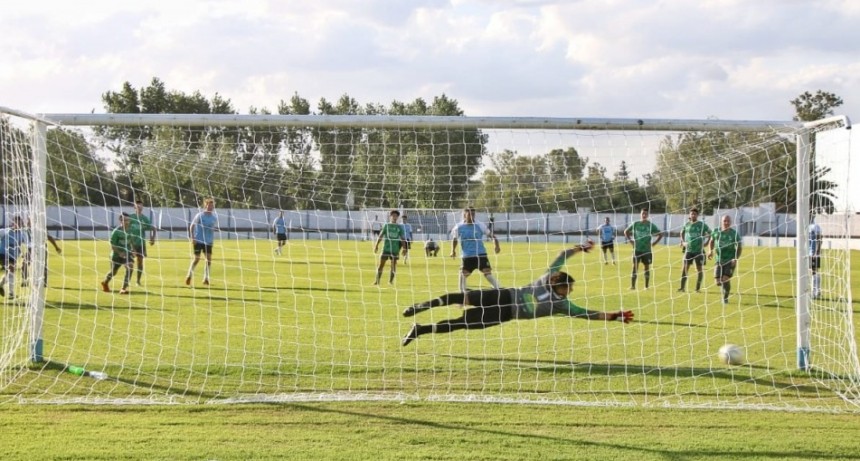 Bolívar clasificado a la ronda final, goleó, ganó y gustó en el Estadio Municipal. Se impuso por 5 goles a 1 ante Bella Vista