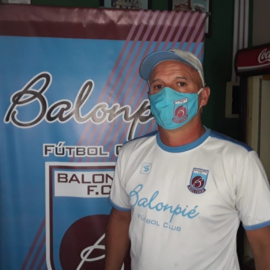 Guillermo Panaro: “Jugar al fútbol es algo más que patear una pelota y hacer un gol; es salud, socialización, cumplir reglas, intercambios culturales y más”