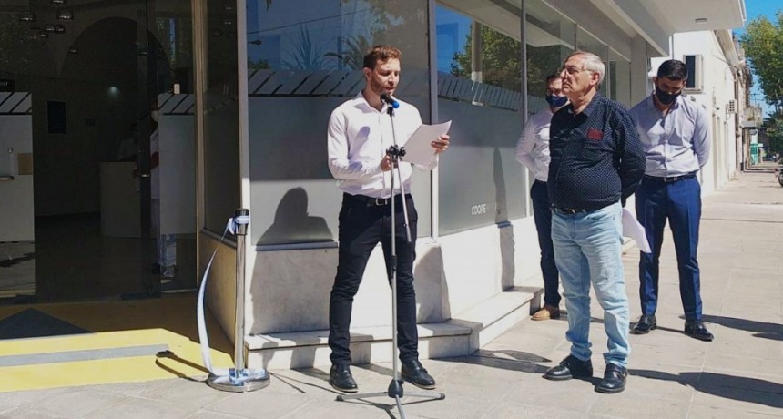 De manera simbólica, con integrantes del Consejo de Administración y autoridades municipales, quedó inaugurado el Centro de Salud de la Cooperativa Eléctrica
