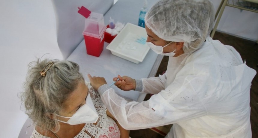 Continúa la vacunación en Bolívar y se aguardan nuevas remesas que arribarían en las próximas horas desde el Ministerio de Salud PBA