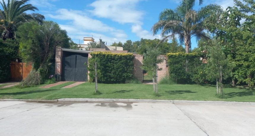 Bomberos Voluntarios asistieron este domingo, a un principio de incendio