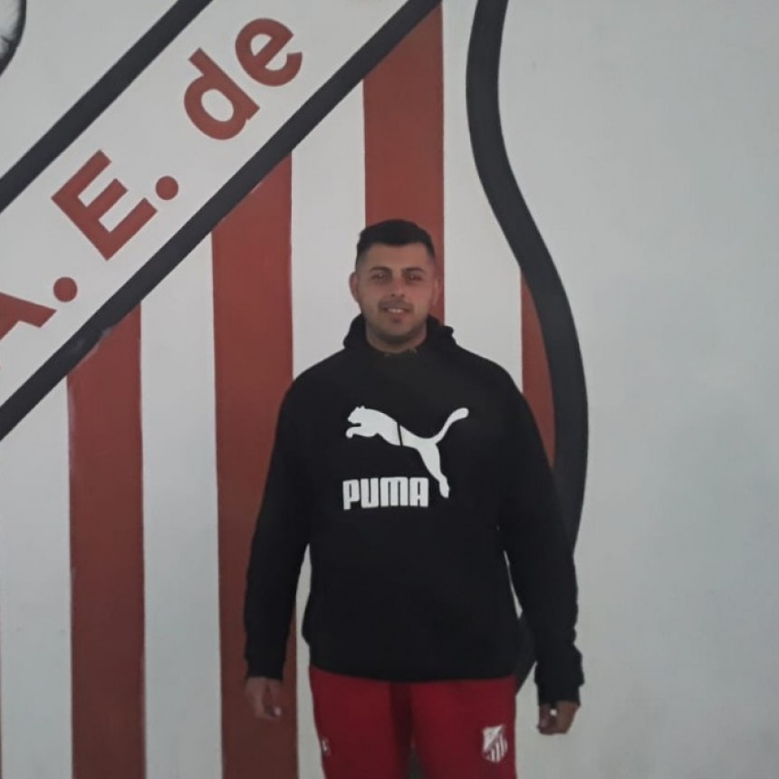 Julián Jara: “Las hacemos trabajar con conciencia y exigimos al máximo para que después en el año se note”