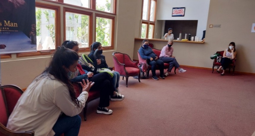 Género y Derechos Humanos convoca a una reunión para organizar un grupo de trabajo textil