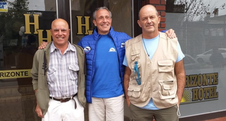 Carlos Rendo: “Debimos descender en Bolívar por las condiciones climáticas en la ruta aérea hacia Bahía Blanca, y fuimos muy bien recibidos por la gente del Aeroclub”