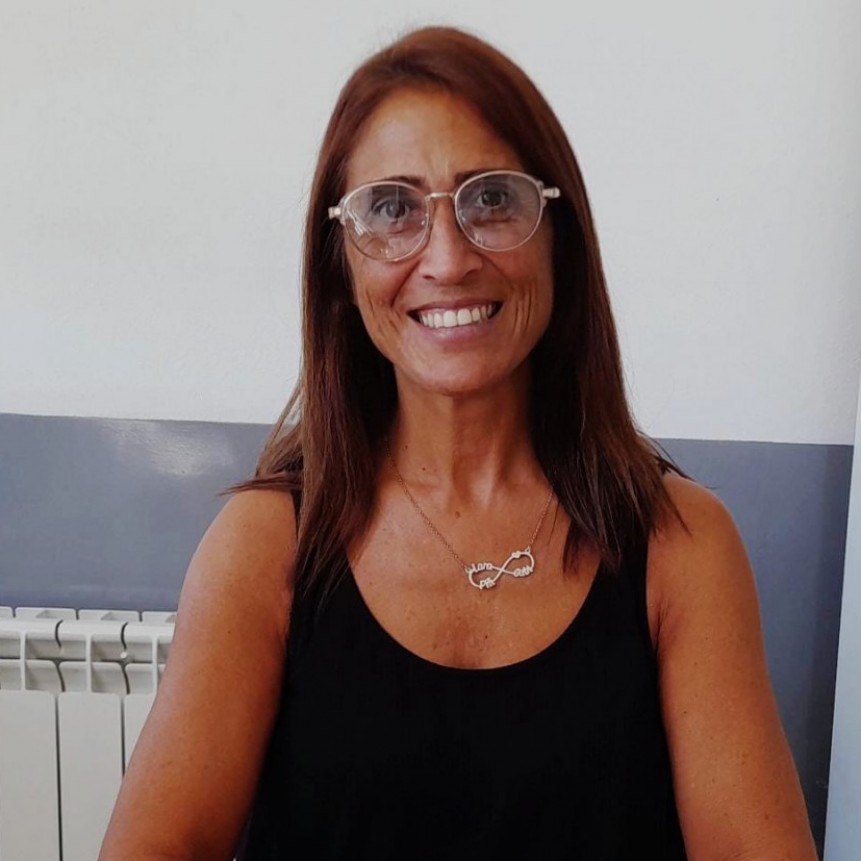 FM 10 recorrió el Centro Regional Universitario y entrevistó a la Directora de Educación Municipal, Débora Albano