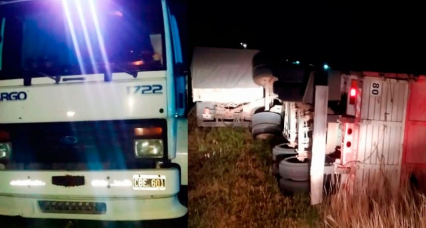 Ruta 205: Un transporte volcó el acoplado con carga de maíz