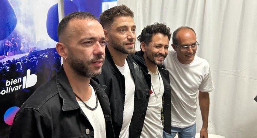 Los integrantes de La Konga disfrutaron de Bol&iacute;var desde el jueves al mediod&iacute;a, jugaron padel y probaron las ricas comidas, lo contaron en conferencia con los medios locales