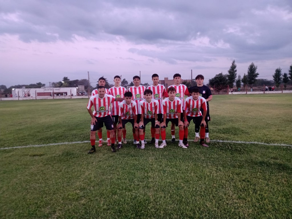 Torneo de Verano: Los “gallegos” dieron vuelta el resultado y se clasificaron a las semifinales 