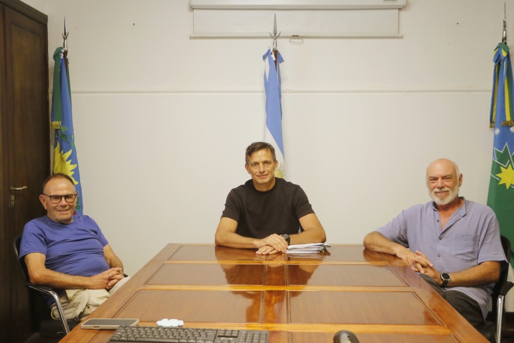 Bali Bucca se reunió con autoridades de Zoovac para conocer su proyecto productivo y de expansión