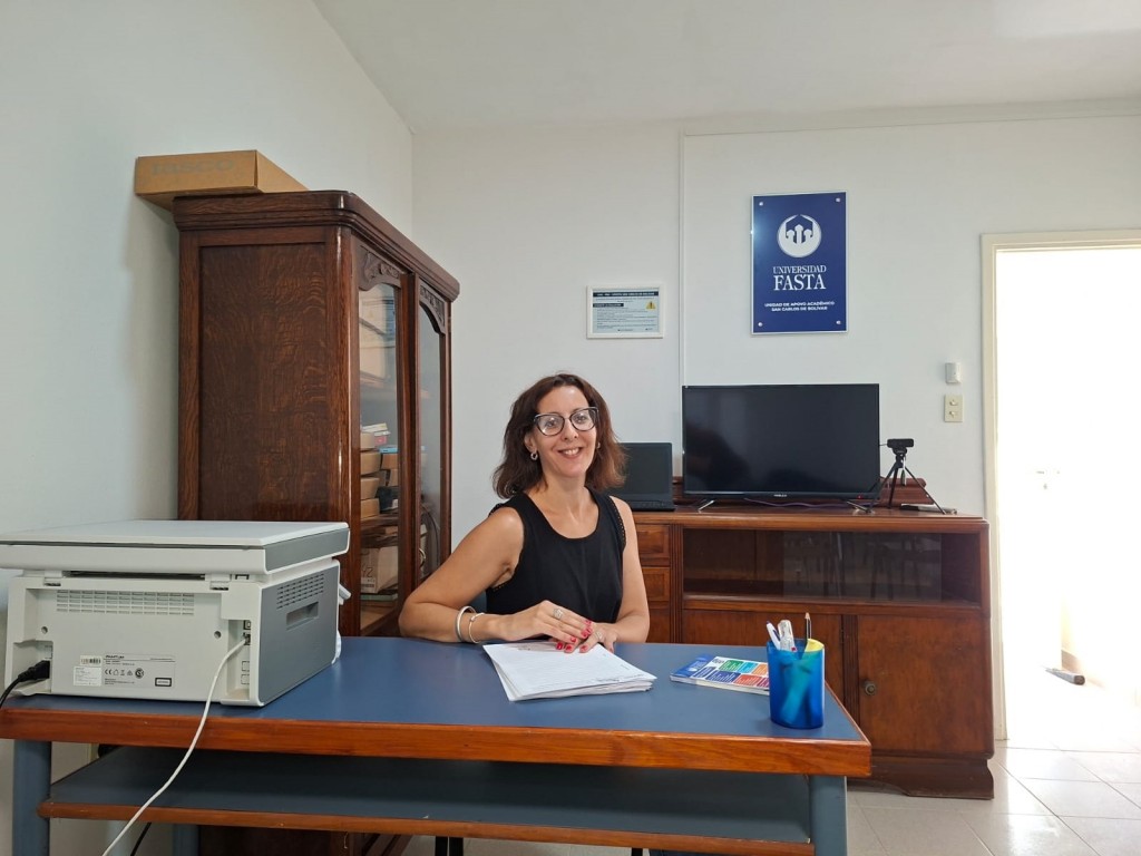 Universidad Fasta ofrece más de 34 carreras de grado y posgrado en Bolívar y la zona, y los exámenes finales presenciales se rinden en la Unidad de Apoyo Académico San Carlos de Bolívar