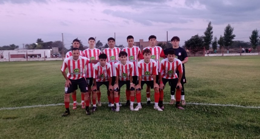 Torneo de Verano: Los “gallegos” dieron vuelta el resultado y se clasificaron a las semifinales 