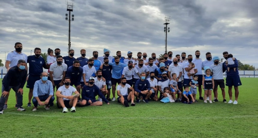 Bolívar recibió al plantel  del Club Ciudad tras la victoria y el ascenso al Torneo Federal A