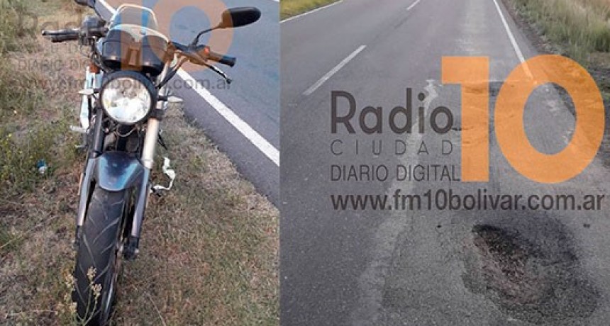 Ruta 65: Un motociclista result&oacute; con lesiones leves tras impactar  con un profundo bache