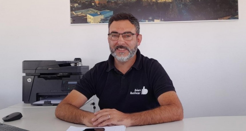 La Secretaría de Obras Públicas trabaja en varios puntos de la ciudad con bacheo, cordón cuneta y gas natural 