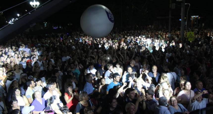 Fue un éxito la primera noche del festival Me Encanta Bolívar