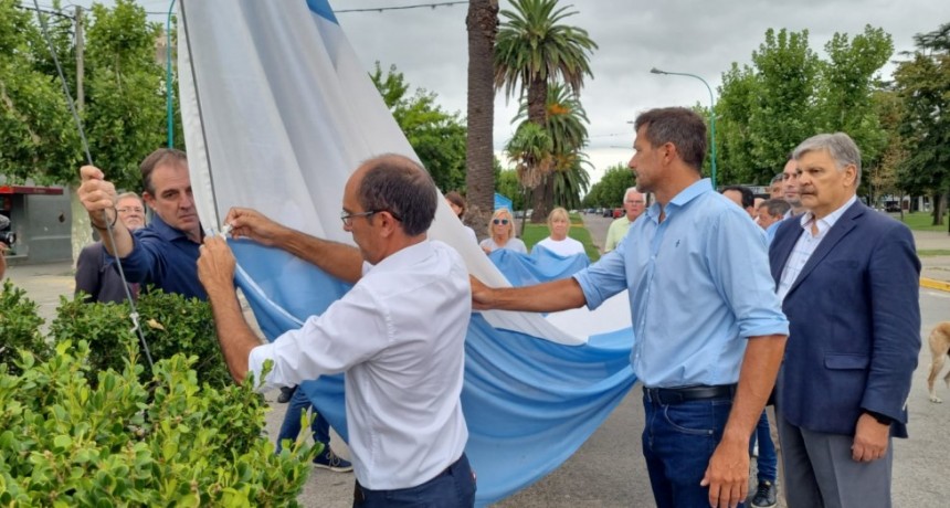 El Municipio organizó el Acto por el 146º Aniversario de la fundación de San Carlos de Bolívar