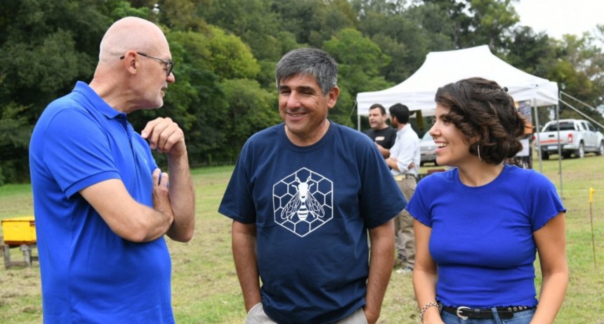 El Secretario de Asuntos Agrarios visitó la Jornada Apícola en General Belgrano