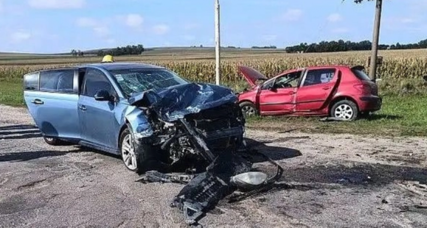 Ruta 226: Fuerte impacto frontal entre dos vehículos, en el acceso a Gardey