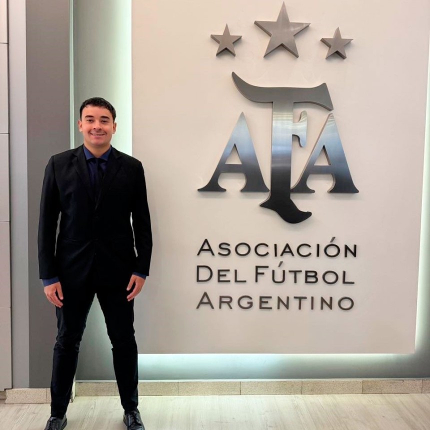 Facundo Abel: "Siempre est&aacute; bueno probar cosas nuevas, dirigir en otros lugares y generar nuevas experiencias"