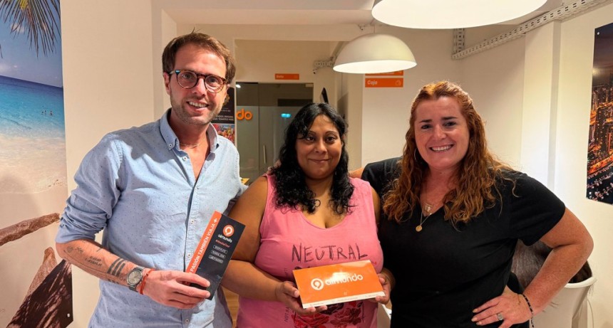 Se conoci&oacute; a la ganadora del concurso Almundo y FM 10 "Hincha Tour" para viajar al Monumental a ver a River y recorrer el Museo