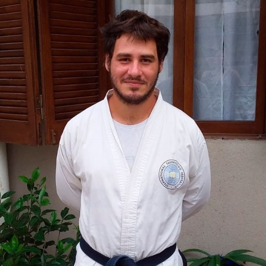 Comienzo de clases de Taekwondo  de la mano (y pies) de Erick Martínez