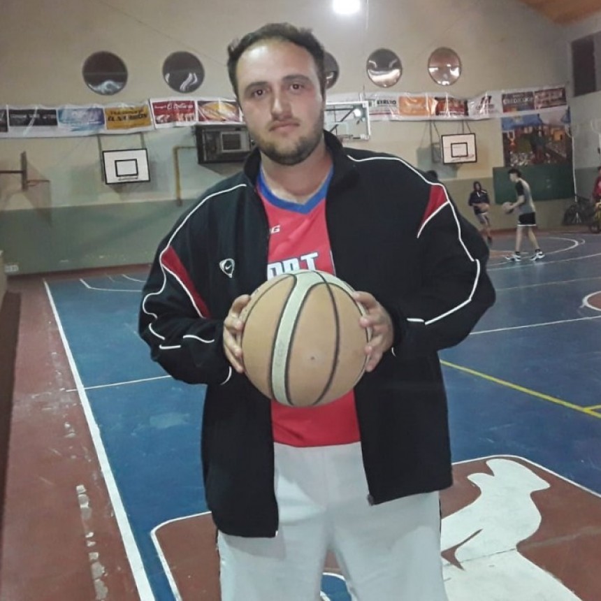 Emanuel Sasia: “Venimos con la misma cantidad de victorias que de partidos jugados”