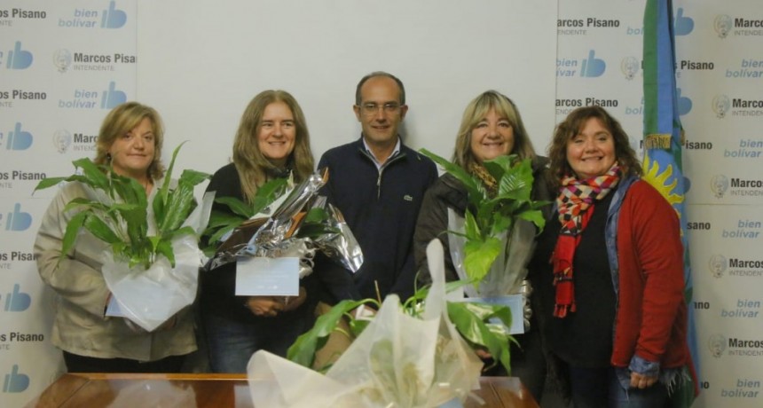 El Intendente Pisano reconoció a agentes municipales que cumplieron 30 años de trayectoria