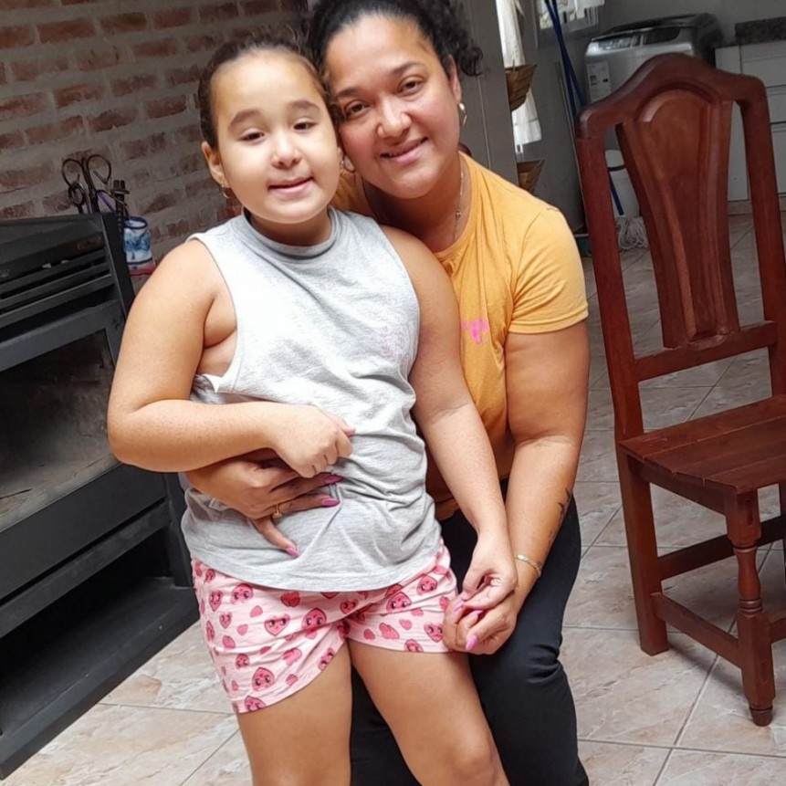 Un perro atacó a una niña en calle Roca cuando transitaba en moto con su madre, y le hizo un daño muy importante que provocó su traslado a Junín para ser operada