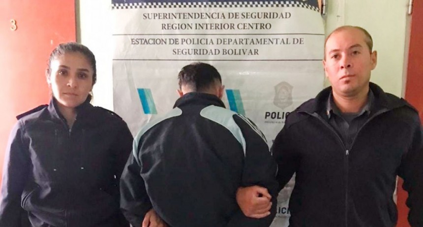 La Policía detuvo a un mayor acusado de “Homicidio Críminis Causa en Grado de Tentativa, Agravado por ser Cometido con Arma de Fuego y con la participación de un Menor, en Concurso Real con Robo agravado por el Uso de Arma de Fuego”