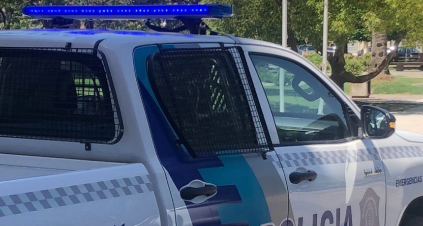 Pehuajó: Una mujer de 32 años le pegó una piña a una efectiva policial, tras el hecho fue aprehendida y luego liberada