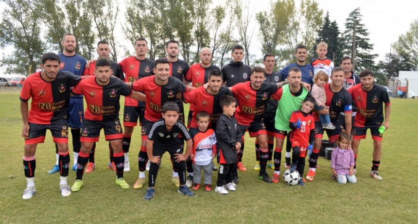 Victorias de Atlético Urdampilleta y Casariego; tropiezo de Empleados en Olavarría