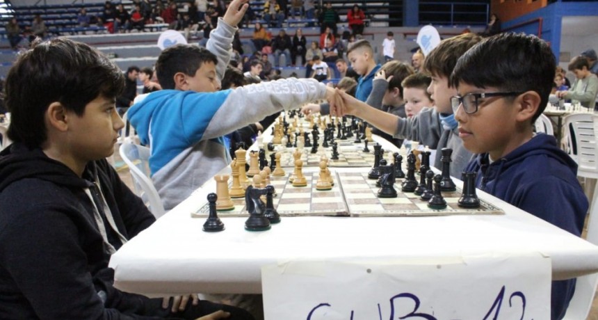 Se realizó la segunda fecha del campeonato de ajedrez Grand Prix del Centro en el Complejo República de Venezuela