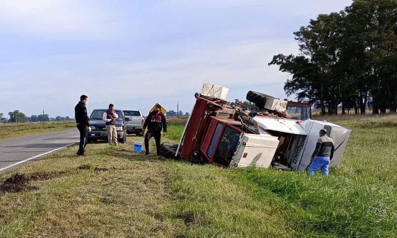 Ruta 226: Volcó una Fertilizadora que no transportaba productos