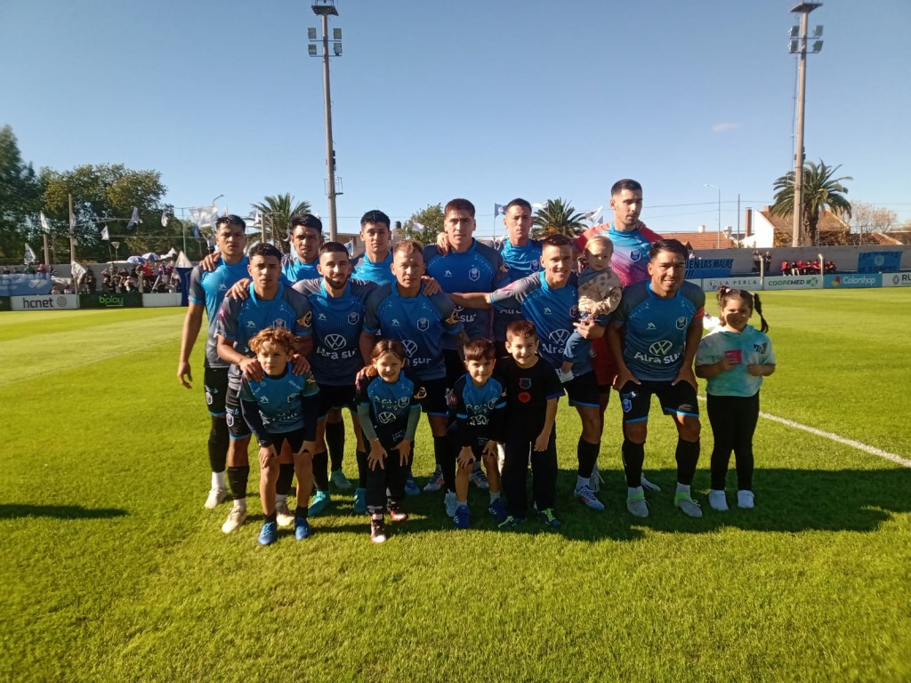 El “Cele” logró una nueva victoria de local y es líder de la Zona B 