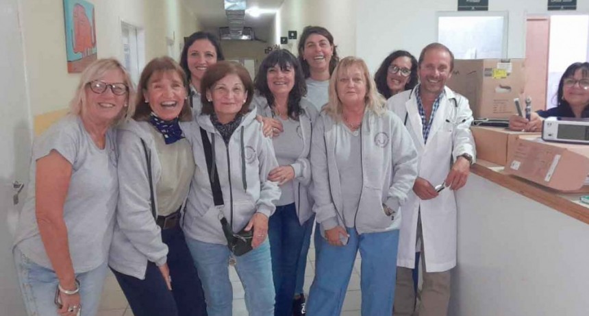 Uniendo Sonrisas entregó insumos a Pediatría del hospital Capredoni