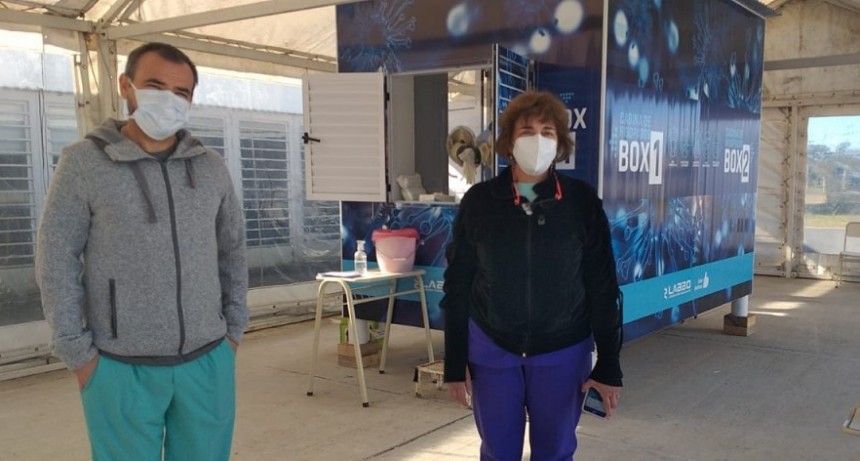 Juan Pablo León “Le pedimos extrema colaboración, porque muchas veces nos cruzamos con gente que hemos hisopado en el día y anda en la calle”